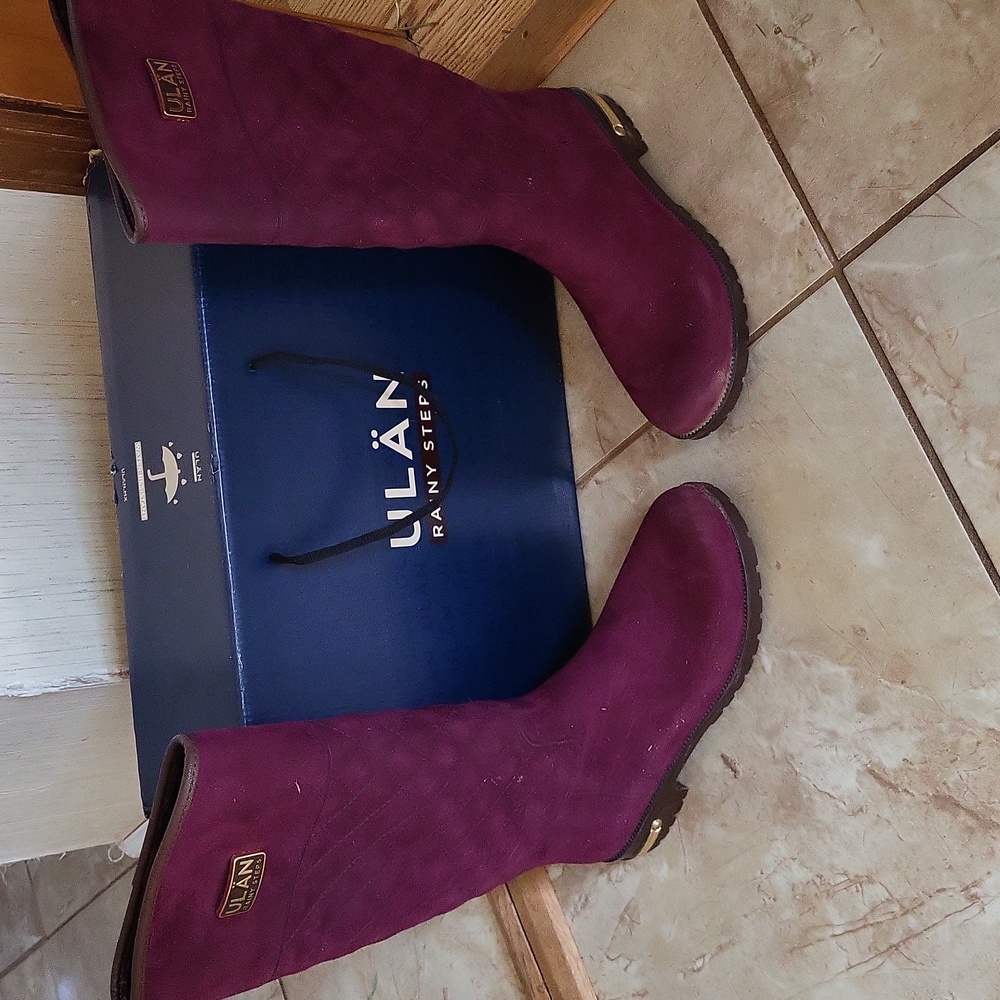 Suede rain boots